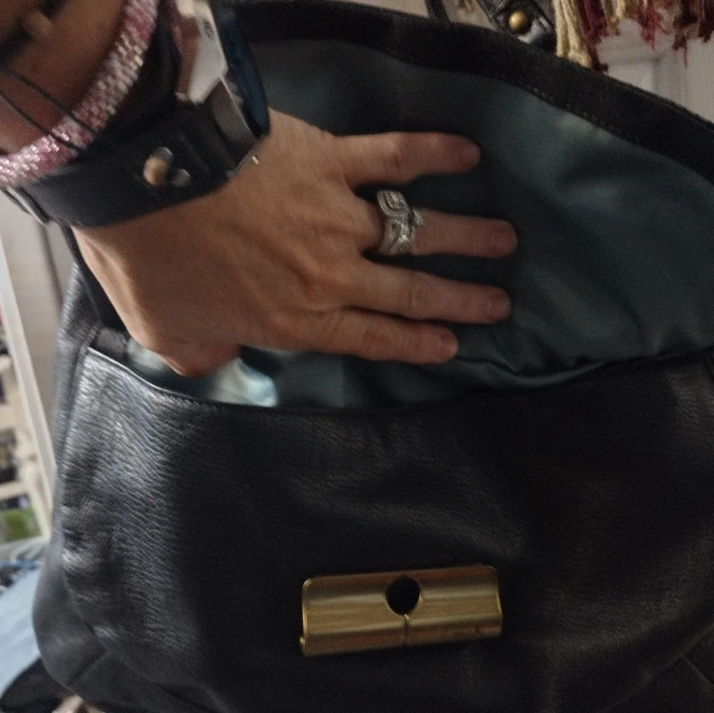 Real coach purse!! - Picture 15 of 16